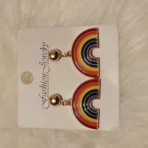 Rainbow 🌈 dangling earrings